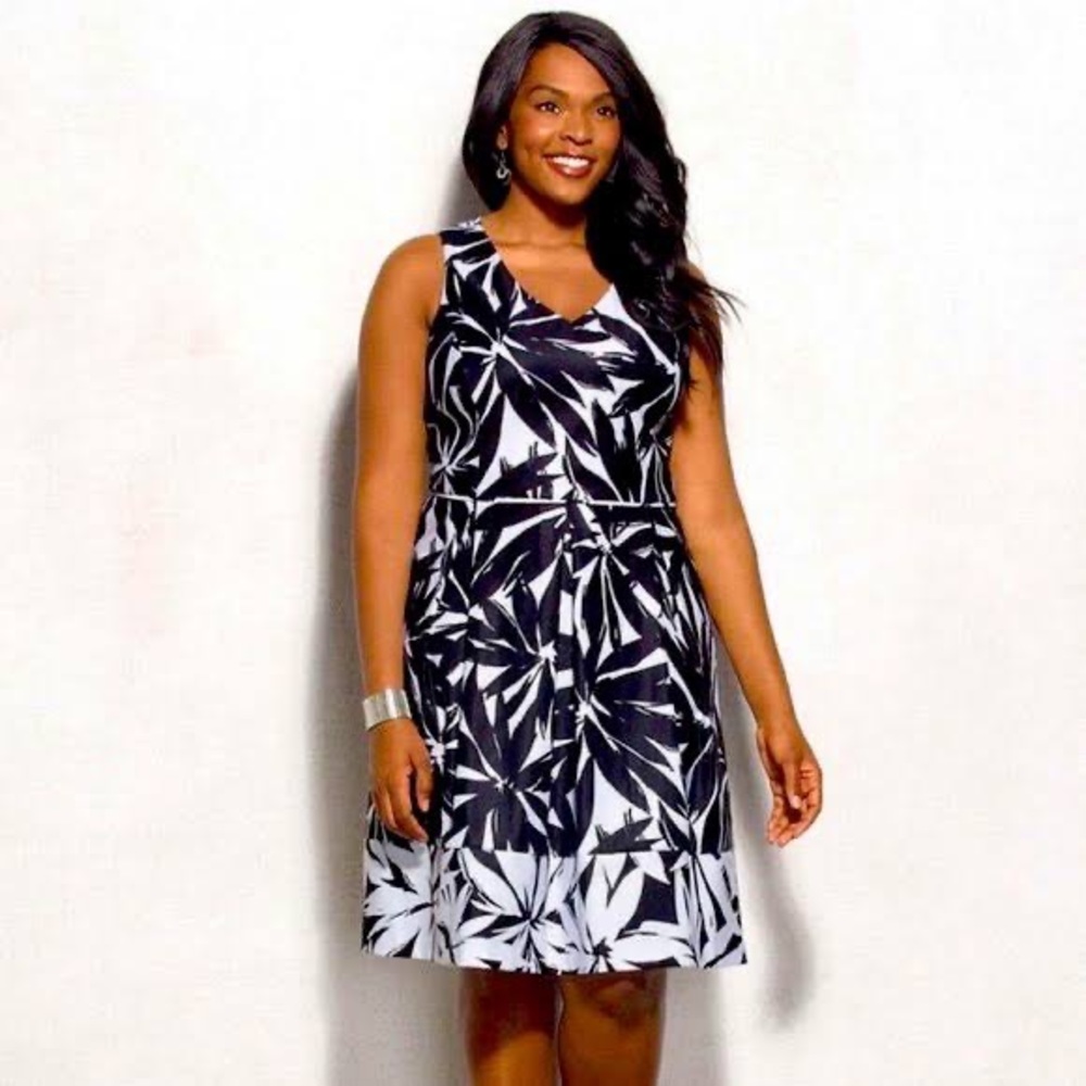 Ashley Graham Beyond for Dress Barn - Black & White Tropical Print Dress